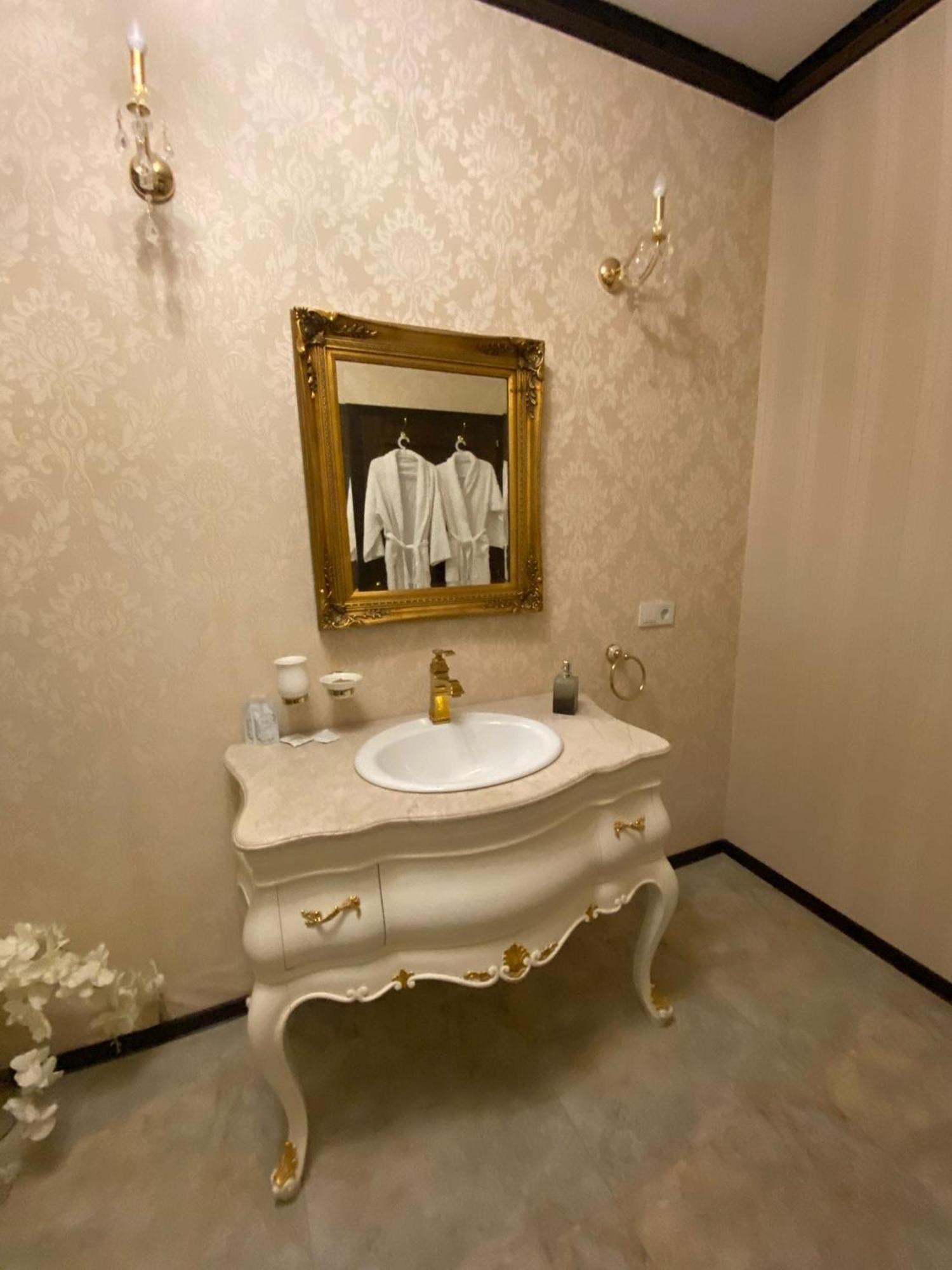 Hotel Boutique Vila Lakastel Σινάια Εξωτερικό φωτογραφία