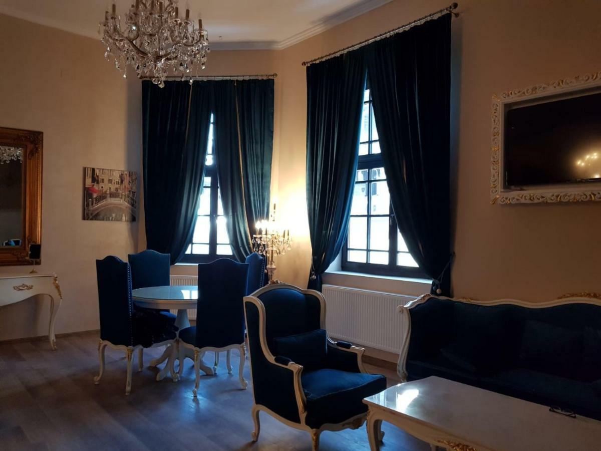 Hotel Boutique Vila Lakastel Σινάια Εξωτερικό φωτογραφία