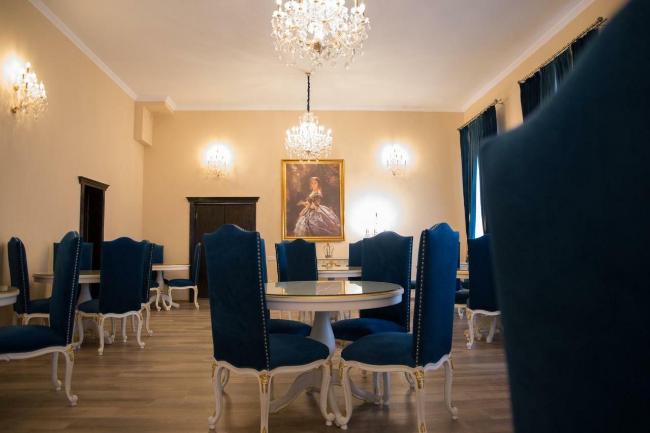 Hotel Boutique Vila Lakastel Σινάια Εξωτερικό φωτογραφία