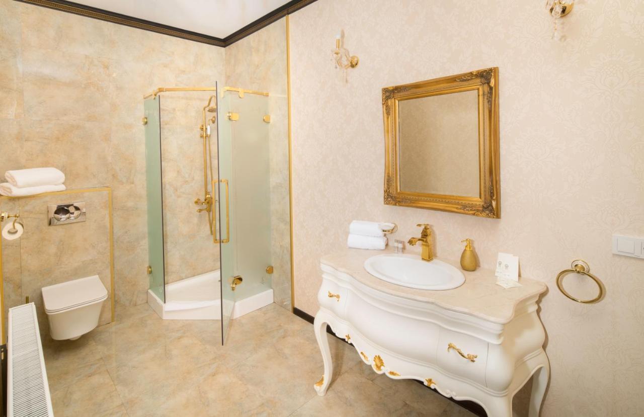 Hotel Boutique Vila Lakastel Σινάια Εξωτερικό φωτογραφία